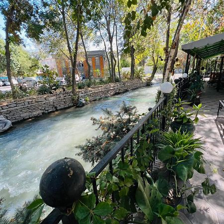 Hotel-Riverside Ташкент Екстер'єр фото